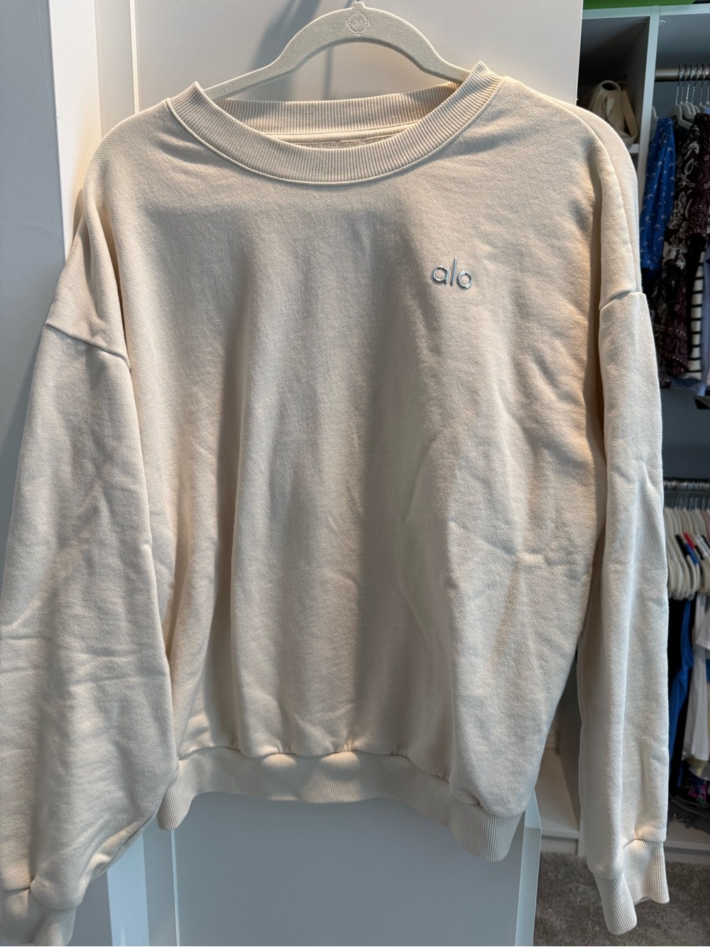ALO Accolade Cream Crewneck Sweatshirt
